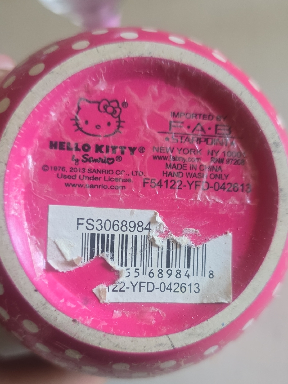 3 Hello Kitty Cups - Picture 9 of 9